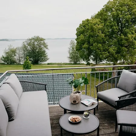 Bei Ploen Mit Seeblick Und Grossem Balkon * Dersau